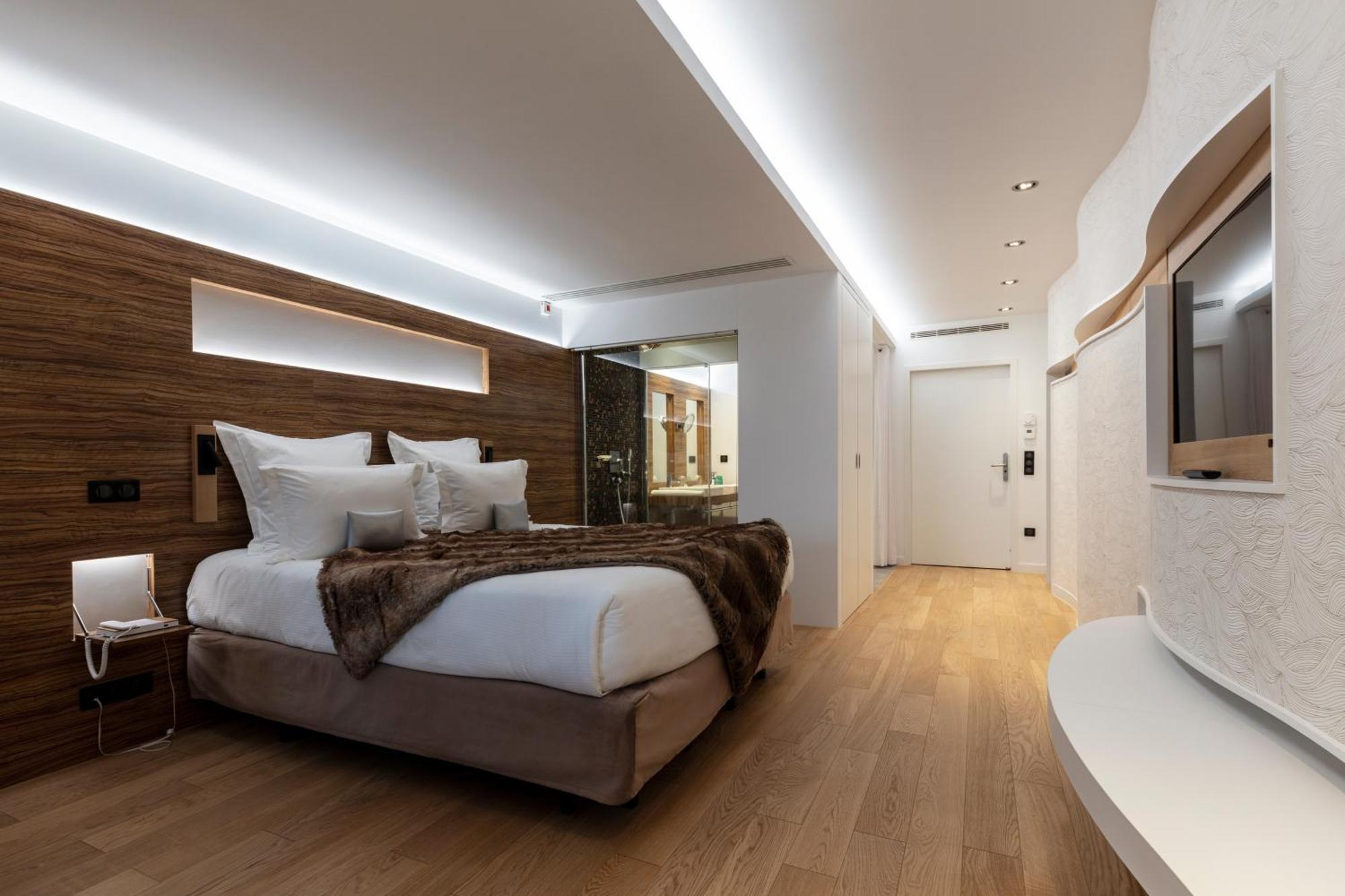 Hotel & Restaurant Origines Par Adrien Descouls - Teritoria Le Broc  Habitación foto